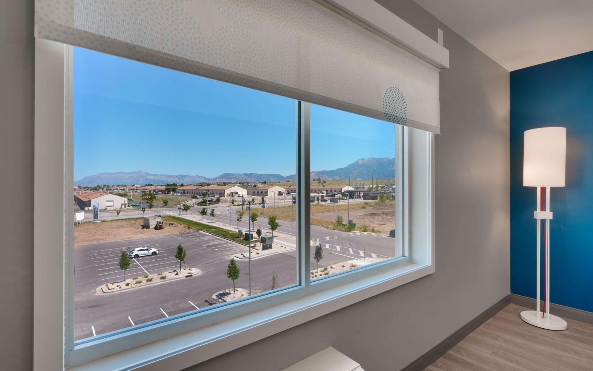 Tru By Hilton Clearfield Hill Air Force Base, Ut Hotel Exterior photo